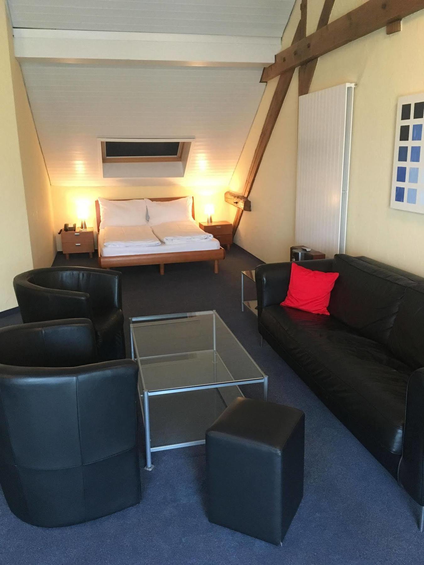 Hotel Baeren Suhr Aarau Bagian luar foto